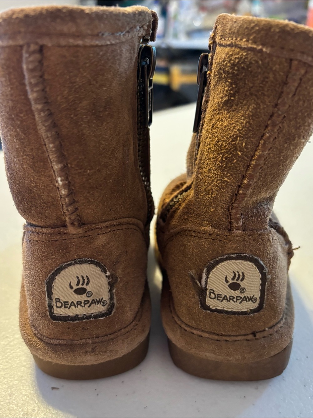 Bearpaw Kids Brown Suede One-Piece Boots size 5